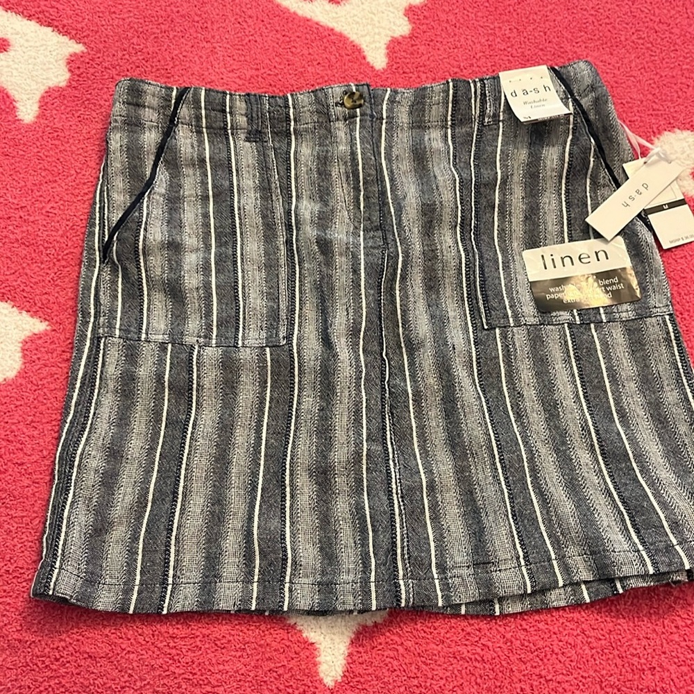 dash wahable linen skirt with pockets . New !